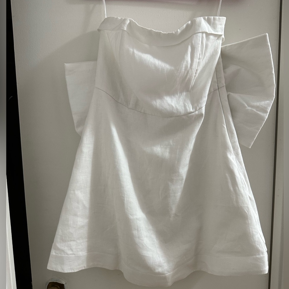 DISSH white linen dress with bow detail on back - Picture 9 of 9